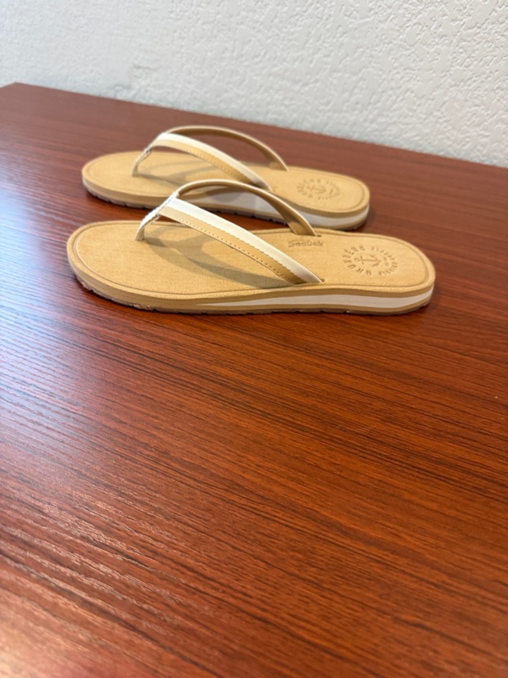 Grundens Neutral Beige Flip-Flop Sandals - Women's Lightweight Summer Footwear